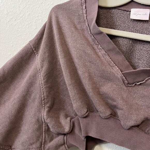 Out From Under XS Mauve Cropped Sweatshirt With Raw Hem & Balloon Sleeves - Picture 4 of 6
